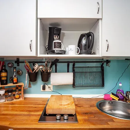 Q-stadl שטייביס